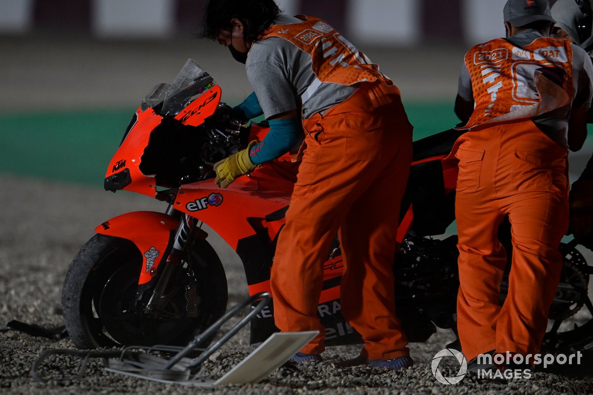 Caída de Danilo Petrucci, KTM Tech3