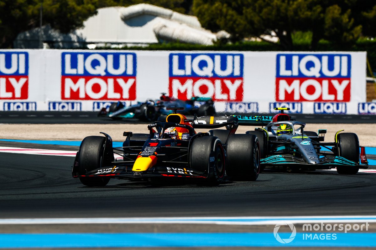 max-verstappen-red-bull-racing-1-1554 Max Verstappen, Red Bull Racing RB18, Lewis Hamilton, Mercedes W13