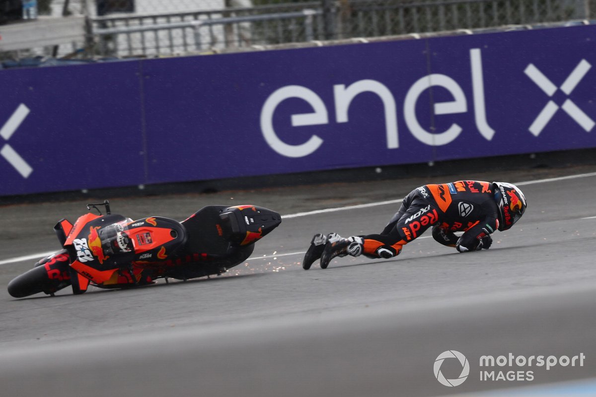 Caída de Miguel Oliveira, Red Bull KTM Factory Racing