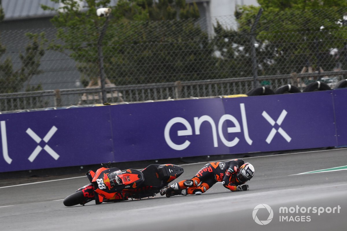 Caída de Miguel Oliveira, Red Bull KTM Factory Racing