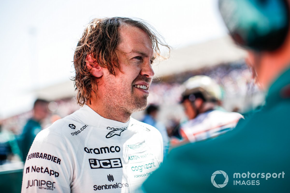 sebastian-vettel-aston-martin-1-601