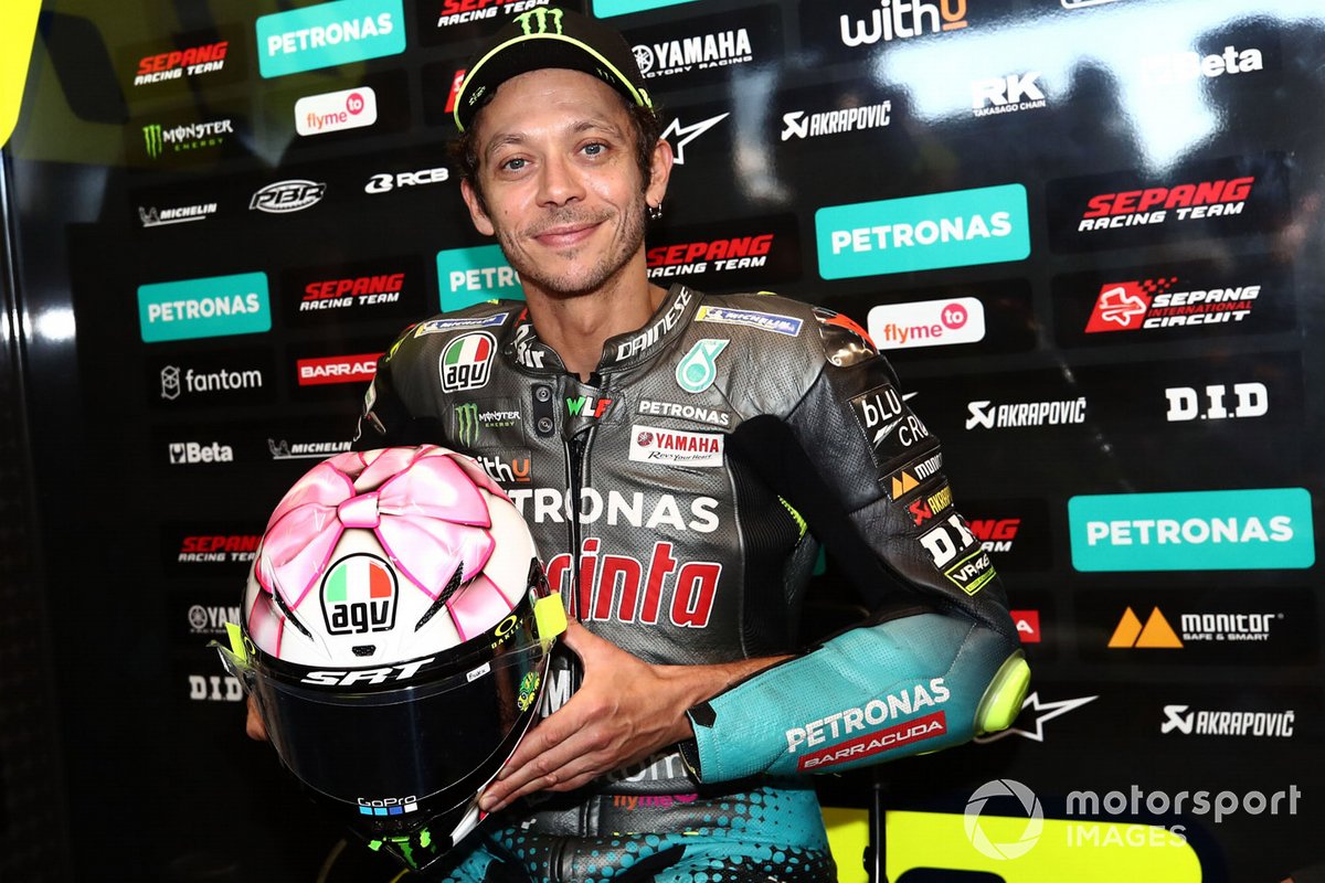 Valentino Rossi, Petronas Yamaha SRT con su nuevo casco para Misano