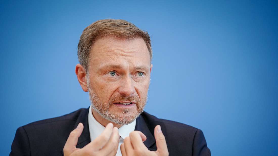 29570793-buergergeld-und-hartz-iv-the-ideas-of-buergergeld-distinguish-finance-minister-christian-lindner-fdp-und-der-spd-29xufvkwd5fe-1 Bürgergeld und Hartz-IV: Die Vorstellungen des Bürgergeldes unterscheiden Finanzminister Christian Lindner (FDP) und der SPD.