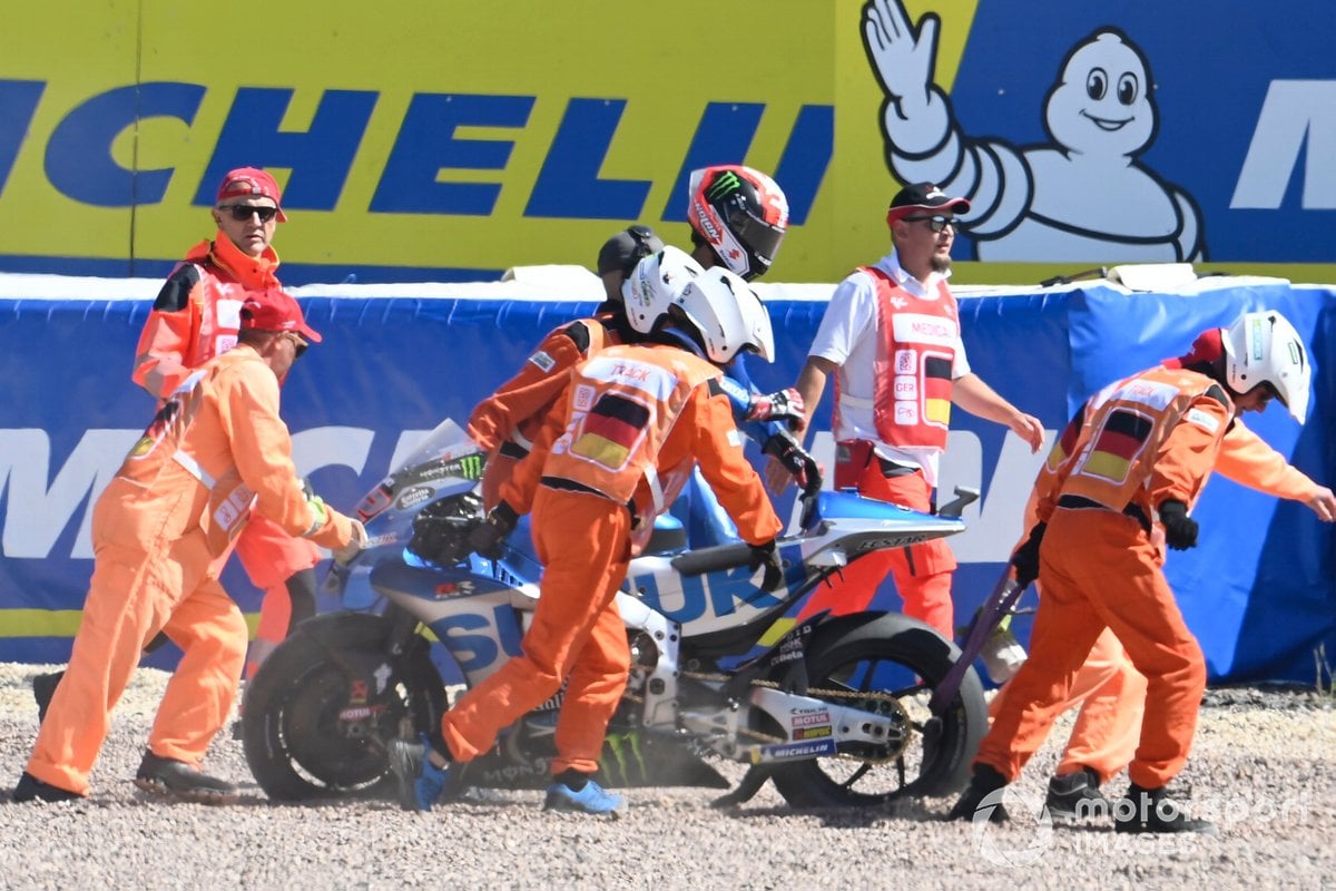 Accidente de Alex Rins, Team Suzuki MotoGP
