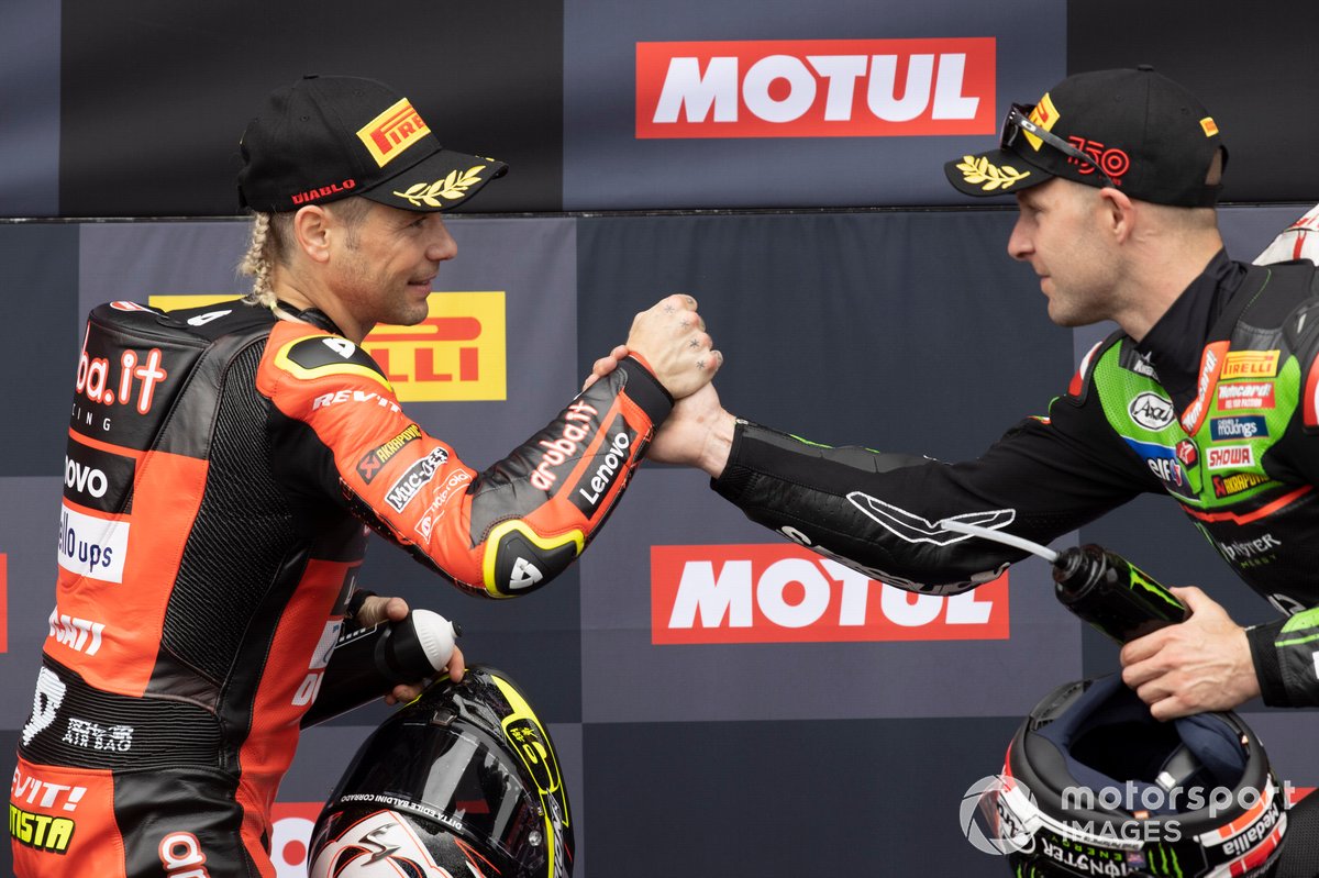 Alvaro Bautista, Aruba.it Racing Ducati, Jonathan Rea, Kawasaki Racing Team WSBK