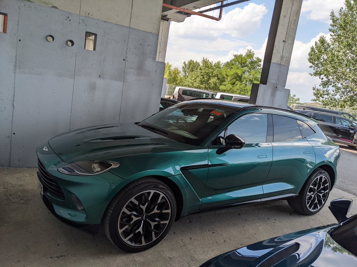 Aston Martin DBX, Lance Stroll