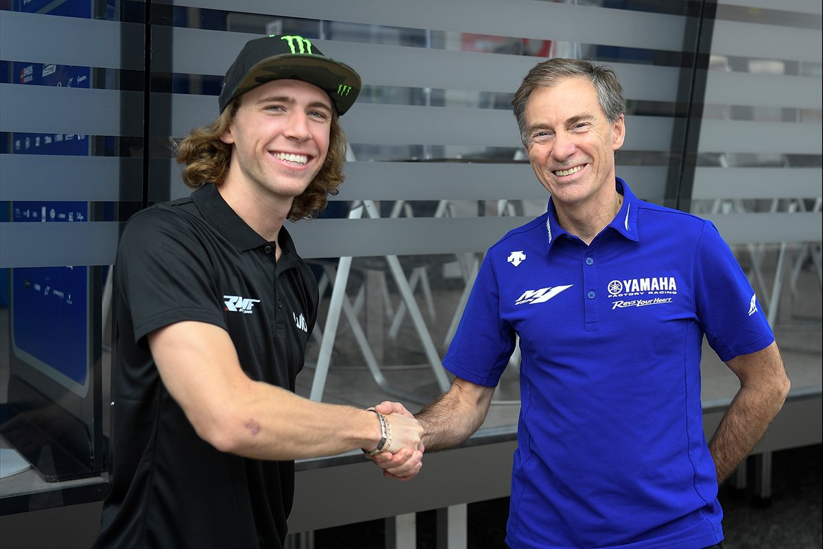 Darryn Binder, RNF Racing con Lin Jarvis Director general de Yamaha Motor Racing