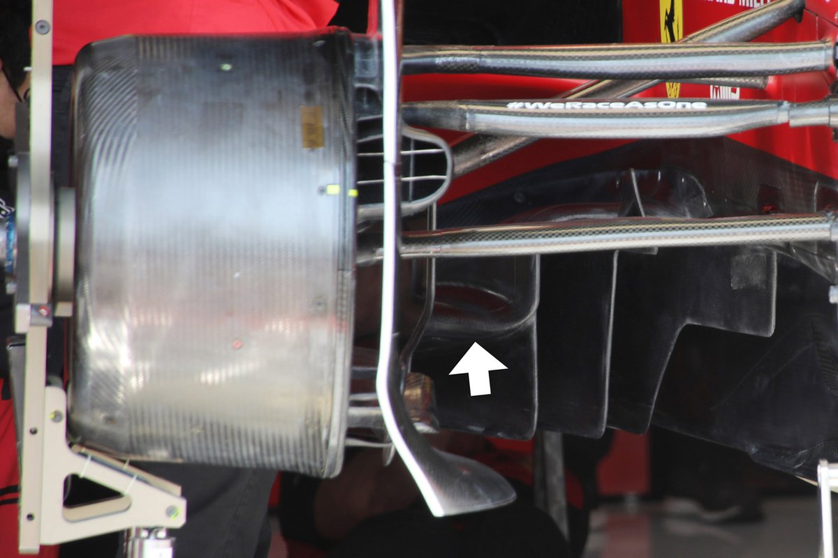 Ferrari F1-75 de Charles Leclerc, detalle de la suspensión delantera