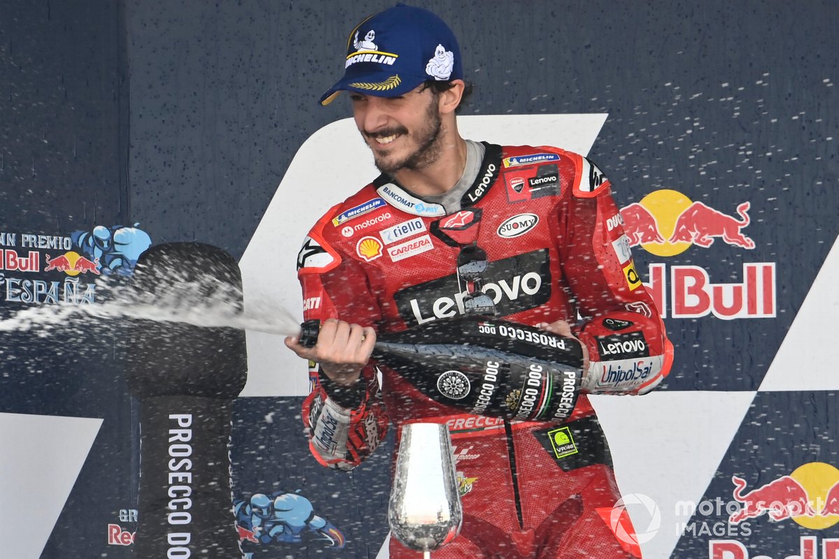 Podio: ganador Francesco Bagnaia, Ducati Team