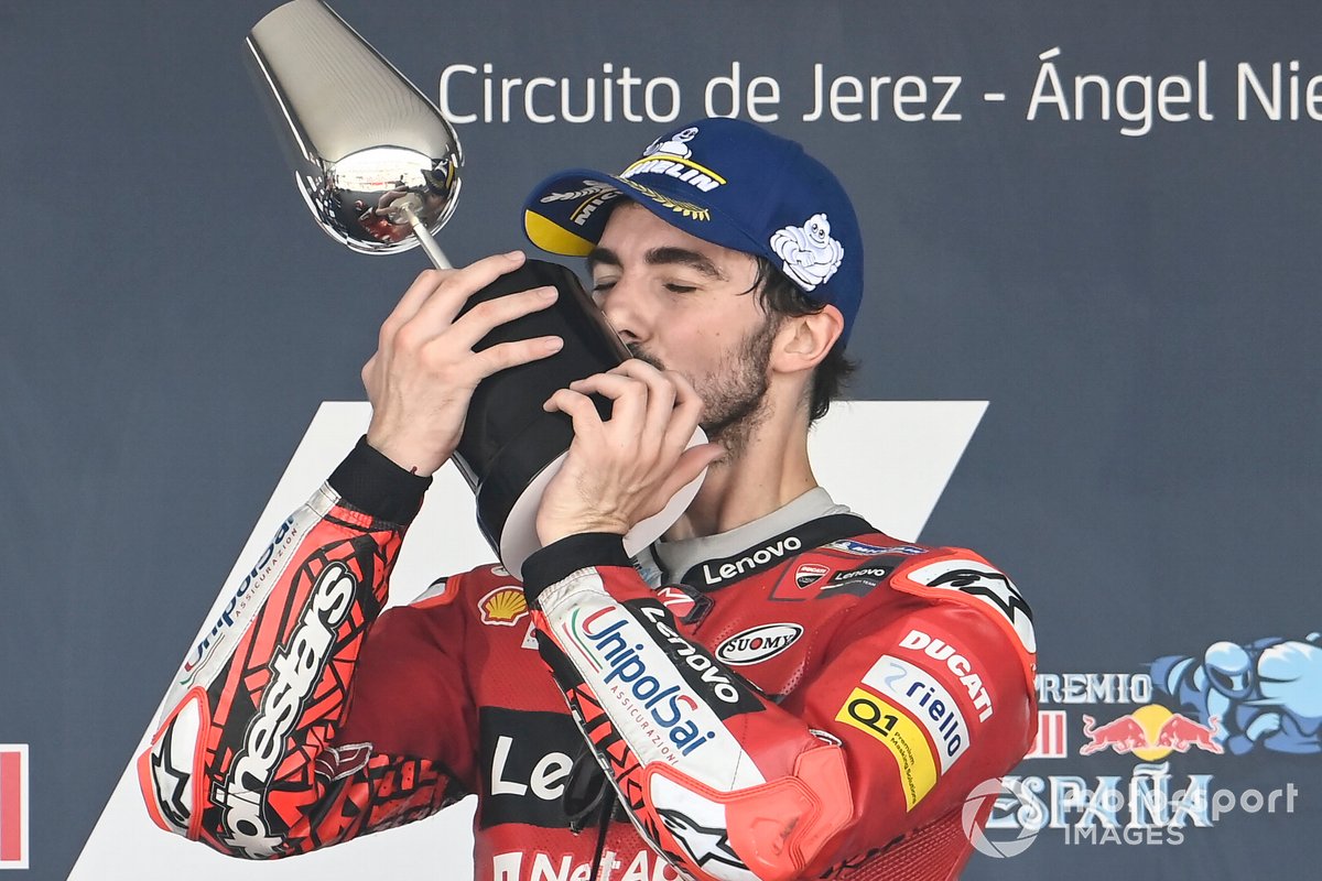 Podio: ganador Francesco Bagnaia, Ducati Team