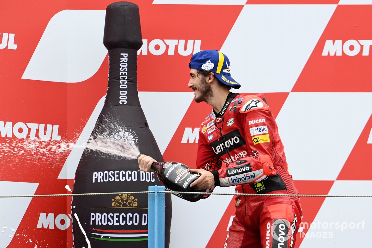 Podio: ganador Francesco Bagnaia, Ducati Team