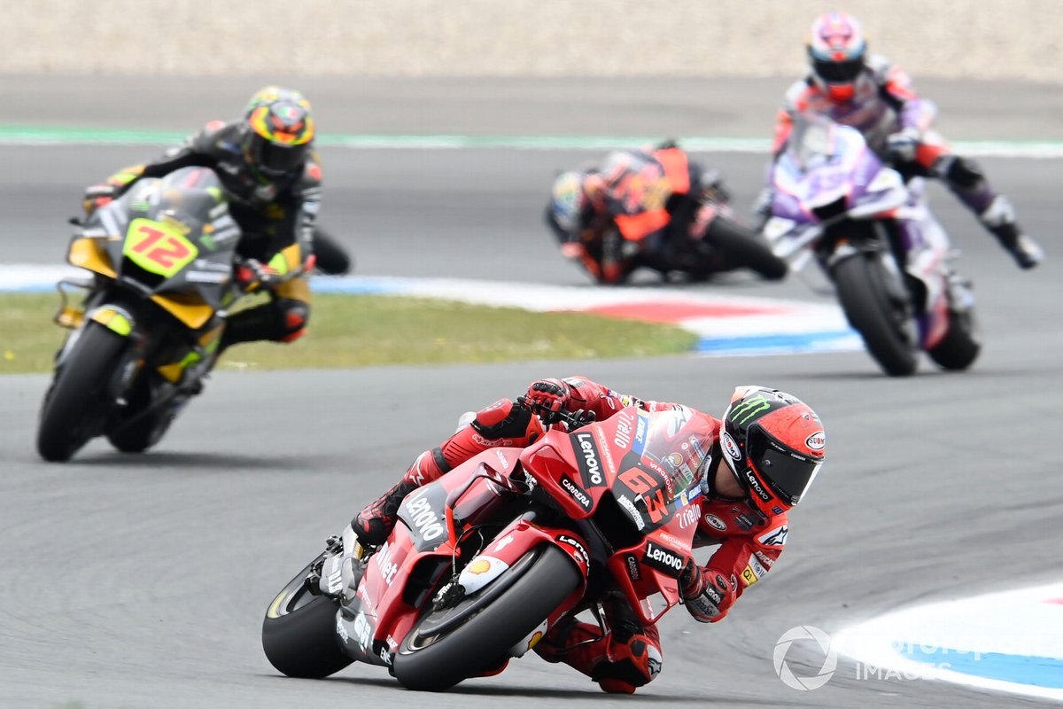 Francesco Bagnaia, Ducati Team, Marco Bezzecchi, VR46 Racing Team