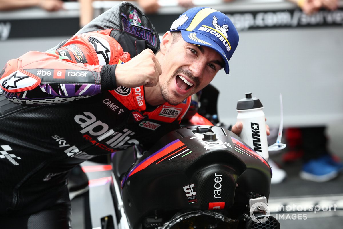 Maverick Viñales, Aprilia Racing Team
