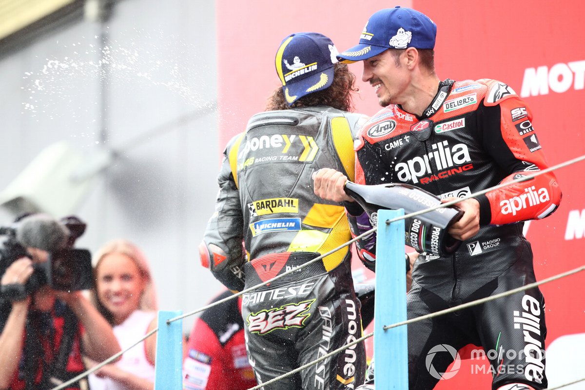 Podio: tercer lugar Maverick Viñales, Aprilia Racing Team