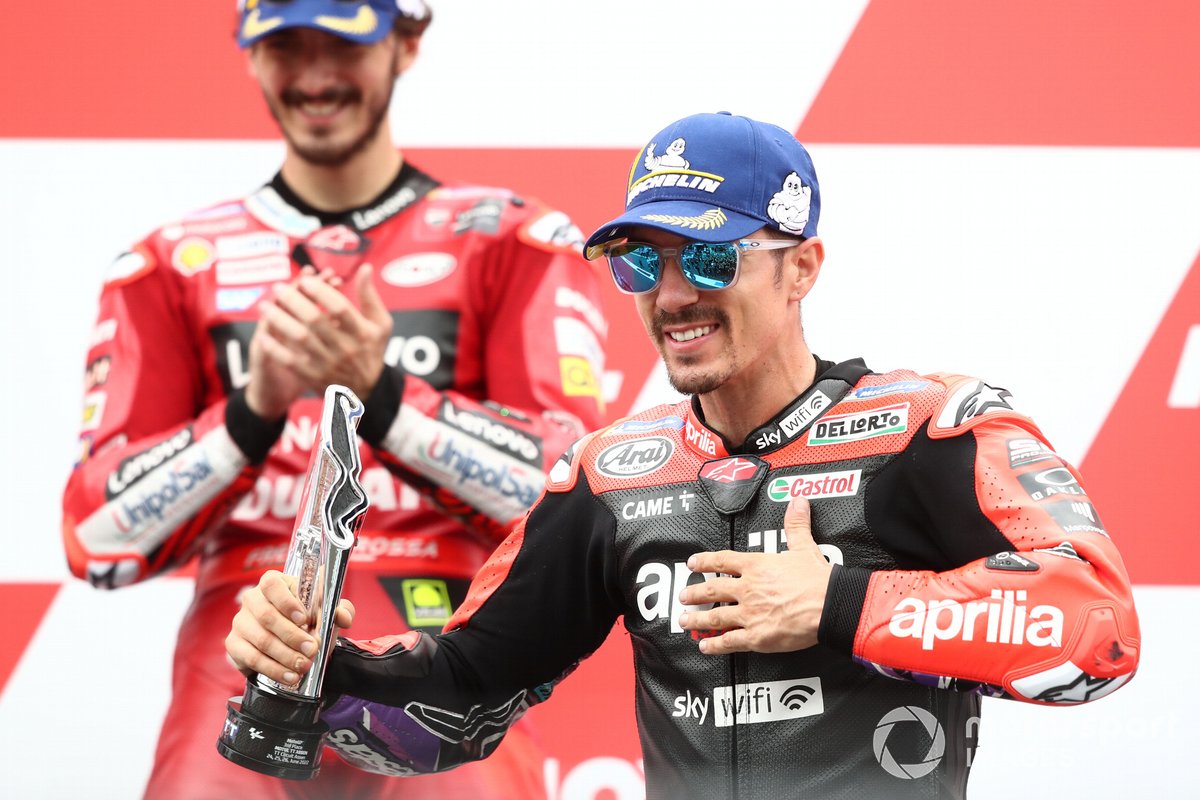 Podio: tercer lugar Maverick Viñales, Aprilia Racing Team