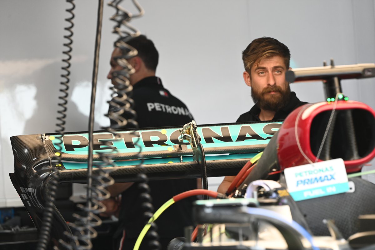 Detalle del Mercedes W13