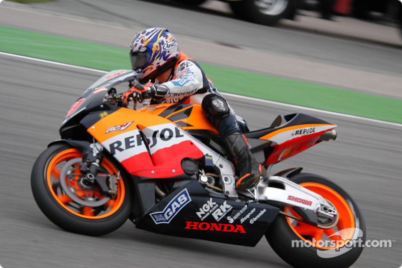 Nicky Hayden con una Honda de fábrica
