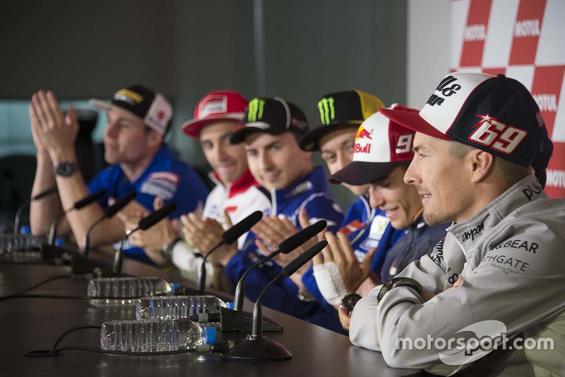 Nicky Hayden anuncia su retirada en 2015