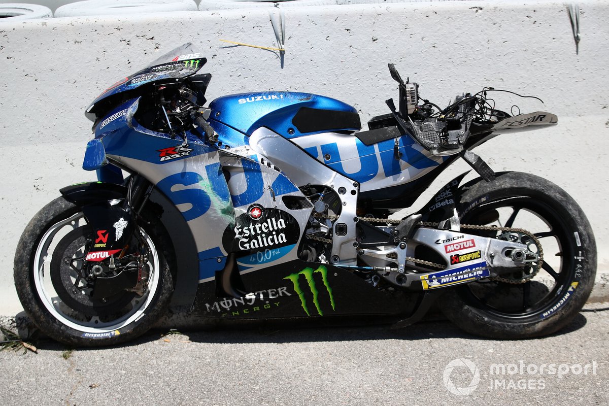 Moto Suzuki
