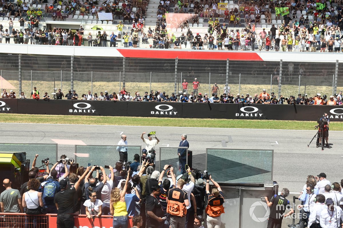 Valentino Rossi, retira su número 46 de MotoGP