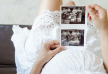 12 weeks ultrasound: what is seen on the first trimester ultrasound