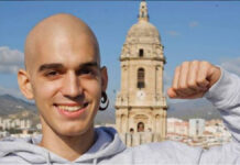The icon of the fight against leukemia Pablo Ráez is fired by hundreds of people