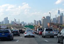 Pandemic throws New Yorkers into second-hand cars: fleeing public transportation