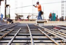 Blockades destroy jobs in construction and the steel sector