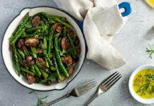 Sauteed green asparagus