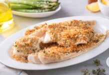 Baked hake with lemon, quick and healthy fish recipe