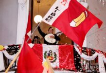 Pedro Castillo approaches victory in Peru in polarized elections