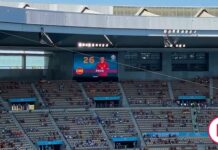 This is how the public of La Cartuja hailed the line-up of Spain