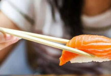 How to eat sushi
