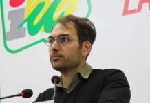 IU-A condemns the request for "freedom" for students when "many families cannot afford a hotel"