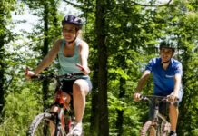 How to plan a personalized family bike tour