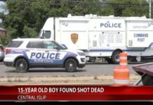 How do I give the Suffolk County Police Department crime advice?