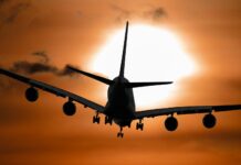 What do I put in the suitcase ?: This is the hand luggage that you can take according to each airline