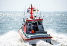Two sailors rescued from the North Sea – another man is missing