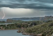 What is DANA or the cold drop that has caused flooding in Spain?