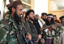 Afghanistan: Taliban plunder embassy – and destroy personal belongings