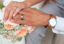 Wave of criticism of some bride and groom for charging the wedding cake to the guests