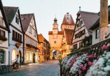 Do you want to travel for free in Europe? DiscoverUE offers 60,000 places