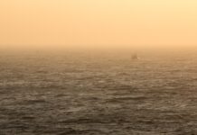 UK gives France 48 hours to settle fisheries dispute
