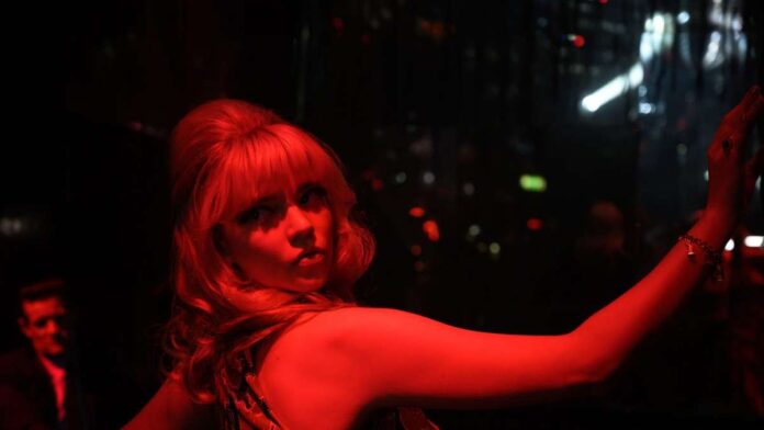 27453274-last-night-in-soho-38ef-1
