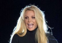 Britney Spears feels "like being on cloud nine"