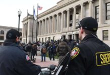Rittenhouse acquittal: right-wingers cheer and now want to "pile corpses like wood"