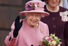 Queen Elizabeth II is looking for staff: seven new jobs are available