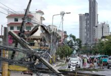 The number of dead after typhoon rises to 99 in the Philippines