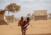 Drought and floods – extreme weather hits Africans hard