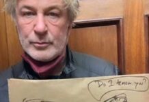 Alec Baldwin with disturbing drawing: "Help me! I'm dying"